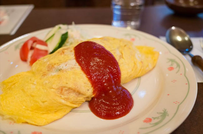 京都昭和レトロ喫茶店「ドール」オムライス