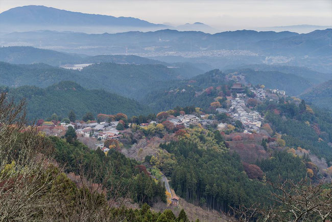 吉野山 花矢倉展望台の紅葉