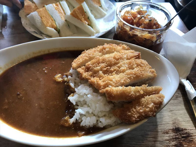 京都レトロ喫茶店「チロル」カツカレー