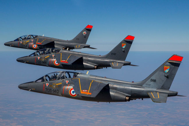 Alpha Jet Prototype 01 & Alphajet EAC 314 - Source photo Forum Pilote-virtuel.com