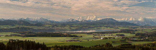 Tannbergblick zum Wallersee kurz nach Sonneaufgang