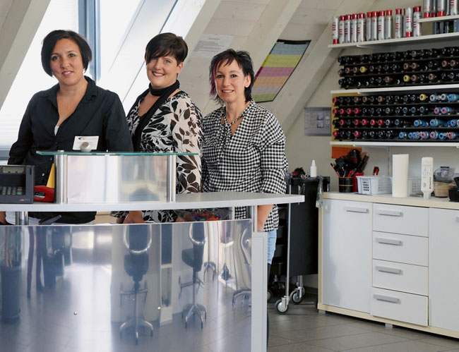 Das kreative und vielseitige Creative Hairstyle-Team um Heidi Güdel (rechts).