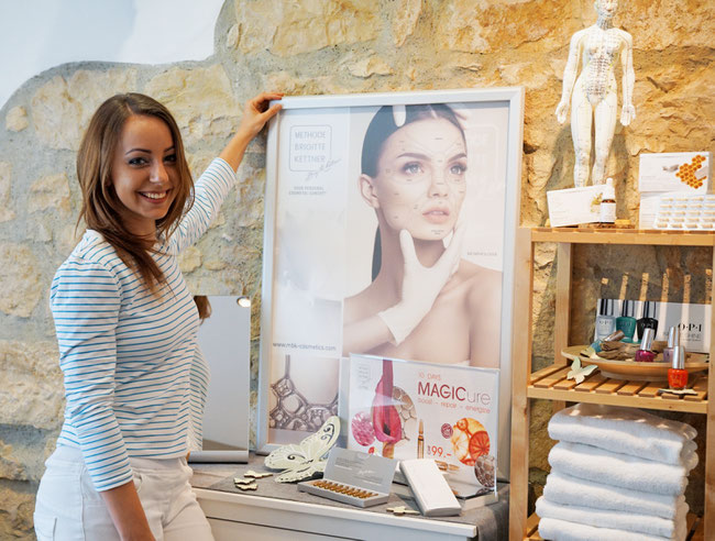 Lorena Stäuble in ihrem Kosmetiksalon an der Hauptstrasse 59 in Frick.