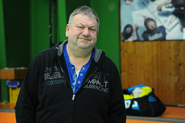 Aushilfs-Coach Klaus Meinberger übernimmt das Training