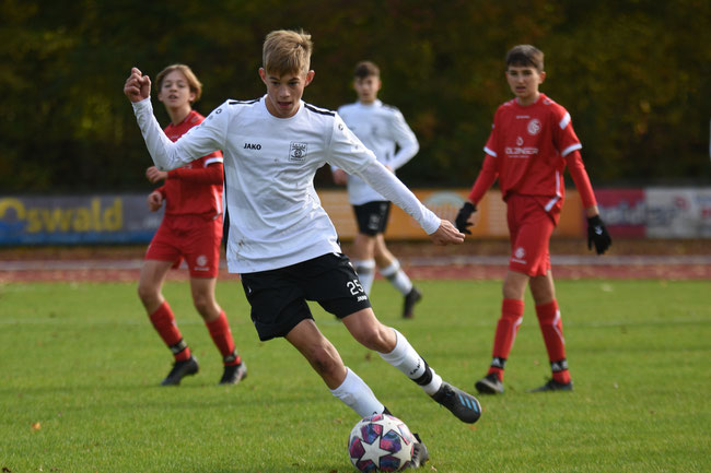 Torschütze für Deggendorf: Felix Rem