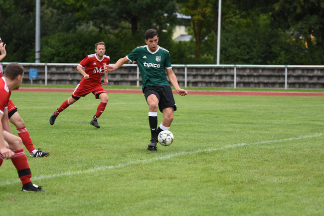 Andre Mader auf dem Weg zum 1:0
