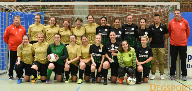 die Finalteams: FSV Landau und FC Aunkirchen