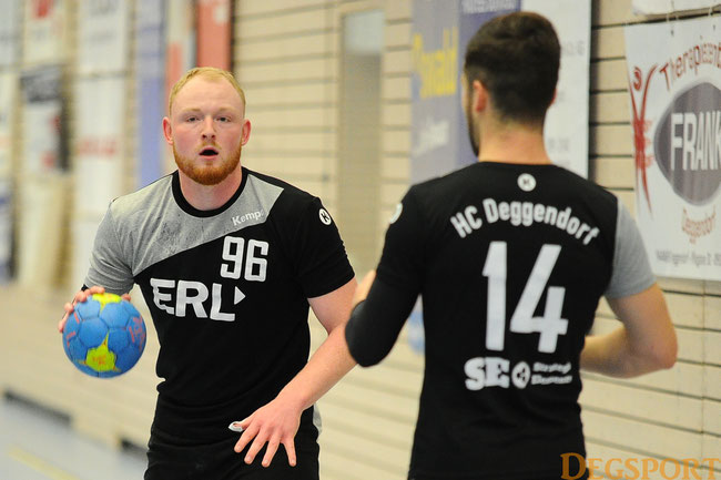 leider weiterhin nur Zuschauer: der verletzte Michel Poek #96