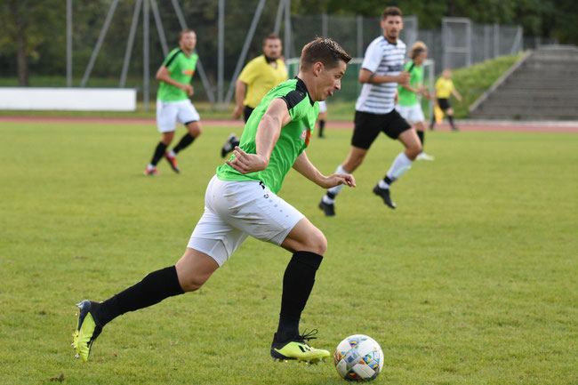 Deggendorf`s Goldjunge: Roman Artemuk