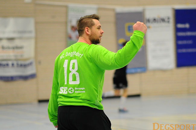 Archivfoto: Goalie Denis Detlaf war der gewohnt starke Rückhalt