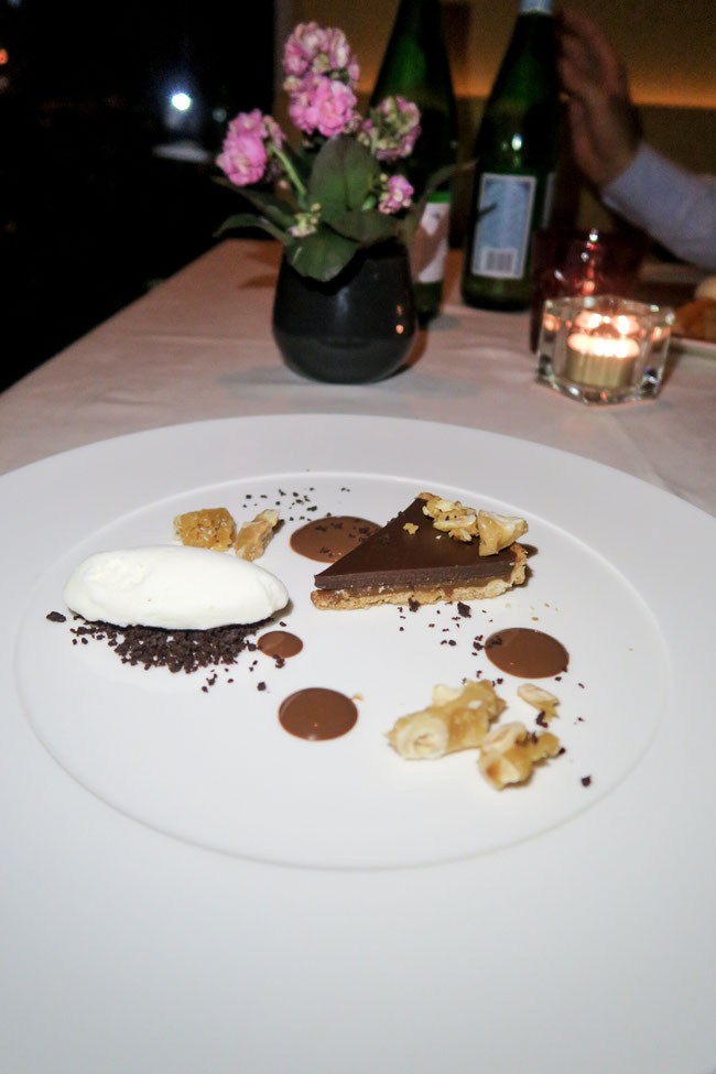 Restaurant CLOUDS Kitchen Zurich prime tower