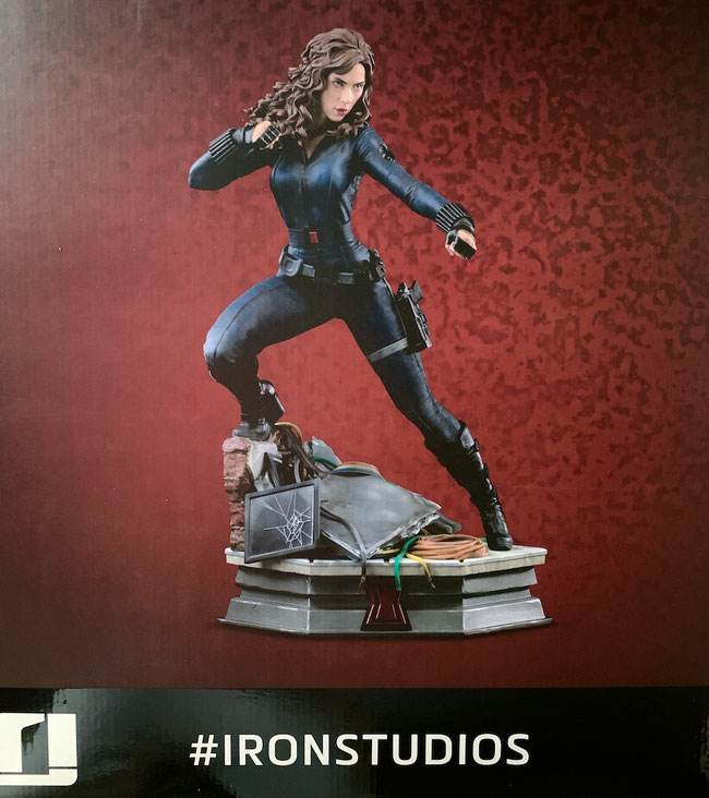 Black Widow 1/4 Marvel Avengers Infinity Saga Legacy Replica Statue 46cm Iron Studios