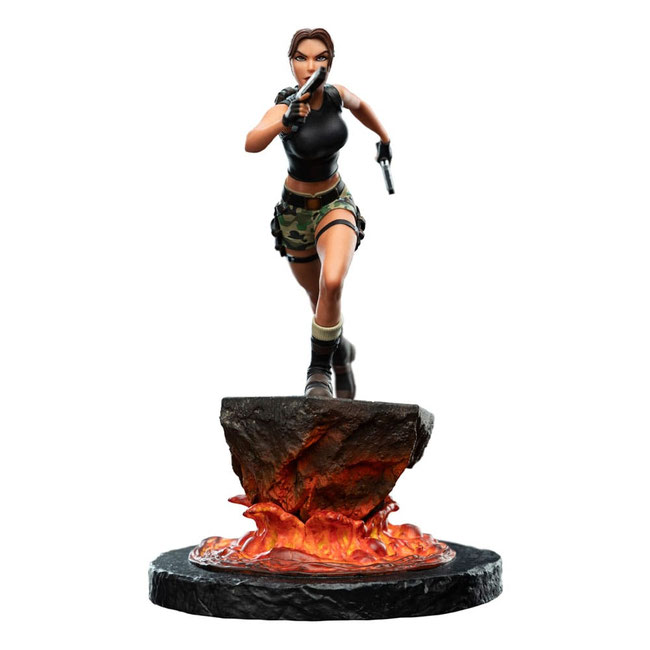 Lara Croft - The Sanctuary of Flame Tomb Raider Video Game Mini Statue 18cm Weta