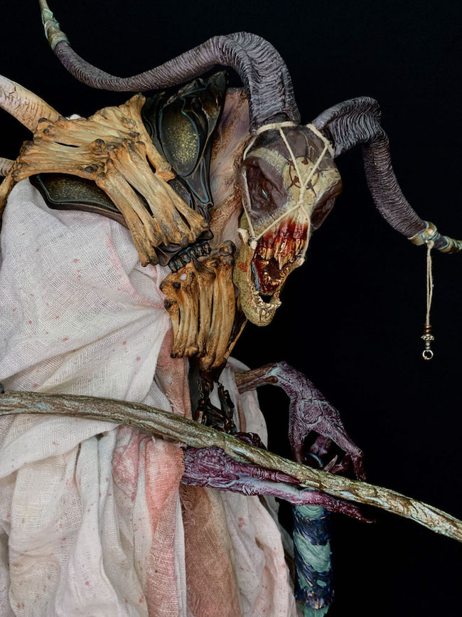 Shieve: The Pathfinder 1/4 Premium Format Court of the Dead 48cm Statue Sideshow