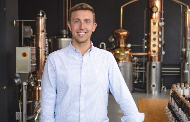 Bjarne Henning Hutmacher, Chef von DSM und Erfinder der jungen Gin-Marke „Schwarzer Walfisch“