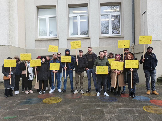 Schülerinnen und Schüler des Sowi-Kurses der Käthe-Kollwitz-Schule