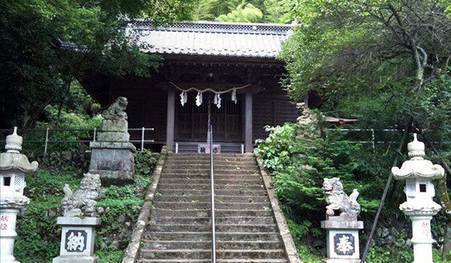 氷川神社（高尾山麓氷川神社）