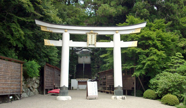 宝登山神社