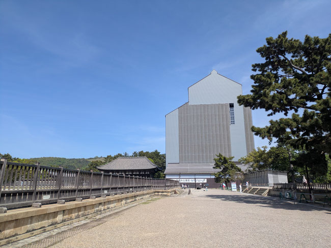 工事中の興福寺五重塔（写真加工のため実際と異なる部分がります）