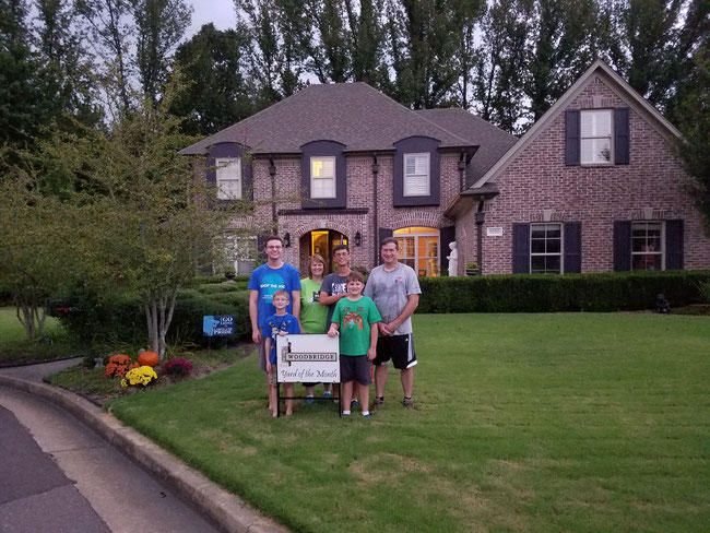 Woodbridge September 2017 Yard of the Month - Congrats to the Mans' at 9292 Canabridge Drive. Their yard is the first official yard of the month in our subdivision!