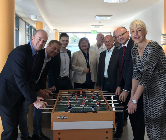 Foto v.l.: Jochen Brink, Christof Rasche, Fabian Griewel, Gabriela Jonas-Ahrend, Udo Becker, Friedel Grawe, Franz Fliß, Susanne Schneider
