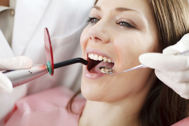 Zahnarzt Teufen Füllungen