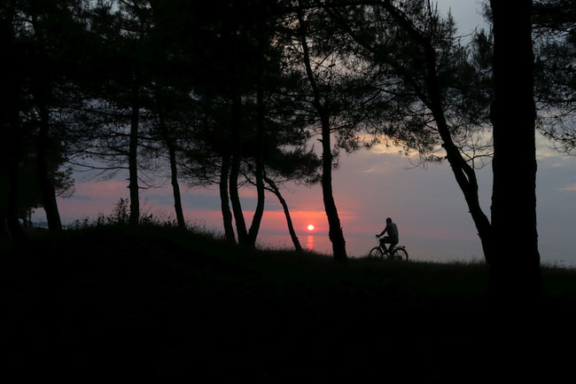 Sonnenuntergang vor Ünye. Klasse Zeltstelle