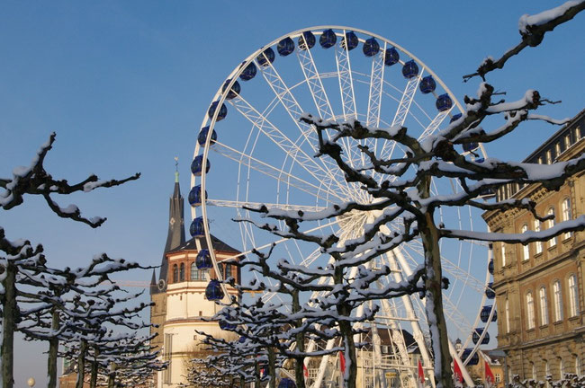 Wheel of Vision am Burgplatz in Düsseldorf Saison 2012 / 2013