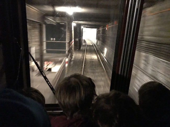 Mal Bahnfahrer / Bahnfahrerin sein ... :)