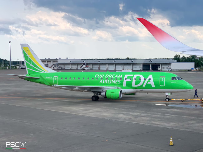JA08FJ Embraer ERJ 175 ST 17000391  CF34-8E5  FDA Fuji Dream Airlines 2014 @ New Chitose 07.2024 © Piti Spotter Club Verona