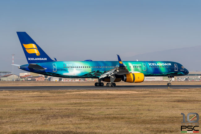 TF-FIU B757-256 26243/603 Icelandair
