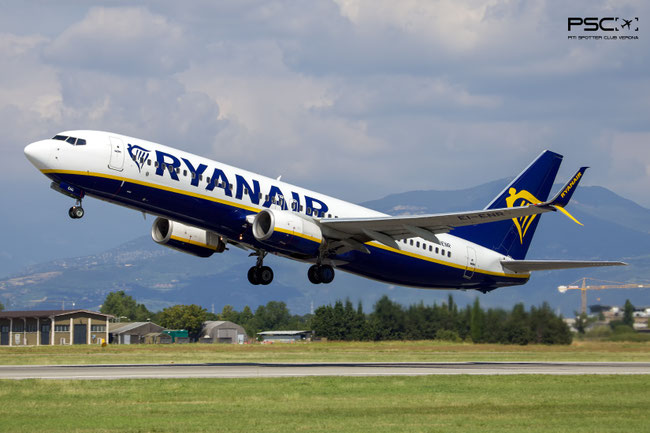 EI-ENR Boeing 737-8AS 35041 3538 cfm56-7B26  Ryanair 2011 @ Aeroporto di Verona 08 2025 © Piti Spotter Club Verona