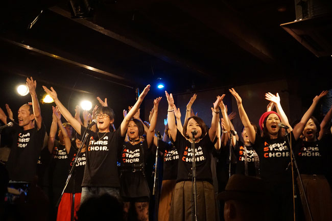 アルファアカデミーゴスペルスクール拾得ライブ
