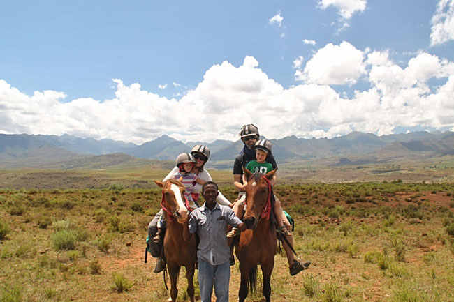 Lesotho, Afrika, Malealea Lodge, Pferdetrekking, Pferd, Pferde, Familie, Reisen