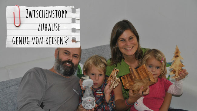 Genug vom Reisen, Zwischenstopp zuhause, Weihnachten, Baum, Stern, Familienfoto, Reisen, Familie, unterwegs