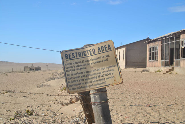 Kolmannskuppe, Kolmanskop, Namibia, Geisterstadt, Wüste, Diamanten, Sperrgebiet