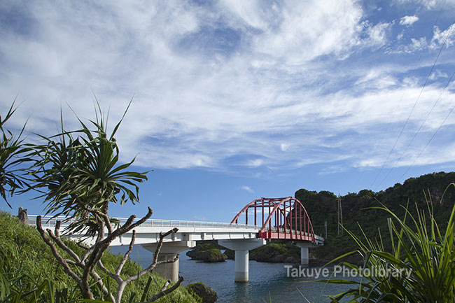 伊計島　伊計大橋　いちはなり　沖縄の風景