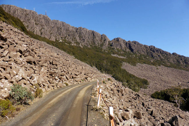The road through the screen field, with the summit of Mount Barrow beyond