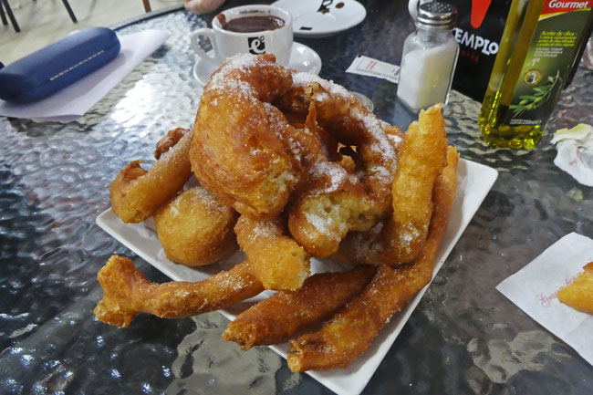 A big plate of delicious Bar Abastos churros 