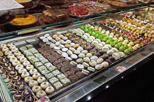 pasticcini display