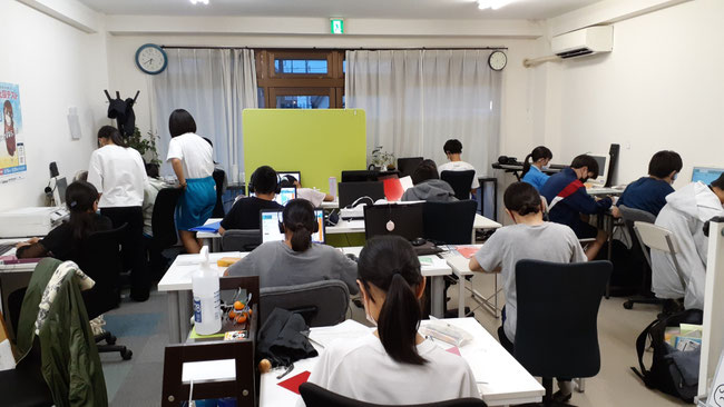 1対1の指導ではありませんので、安心して通塾していただけます
