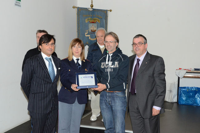 IL PREMIO LUCIANO GAVAZZA 2013 ALL'UCLA 1991 PACAN BAGUTTI. PREMIANO IL DR. MANNELLI, IL V.Q.A. DR.SSA PIRRE' E ZANGANI