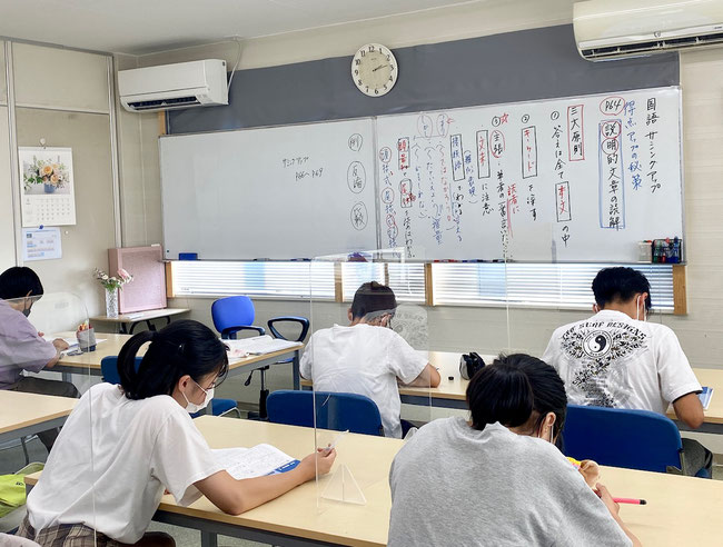 夏の勉強の努力が見を結ぶ秋 中学3年生 たまき塾