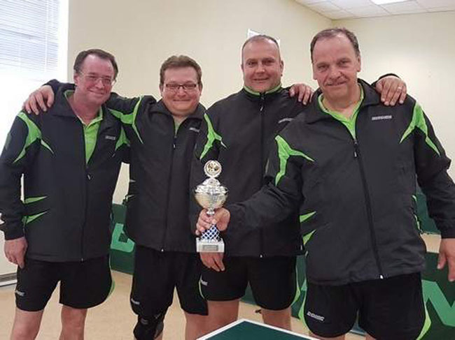 Zum Siegerteam gehören (von links): Ralf Baesler, Markus Buchholz, Rüdiger Buchholz, Armin Bergemann.