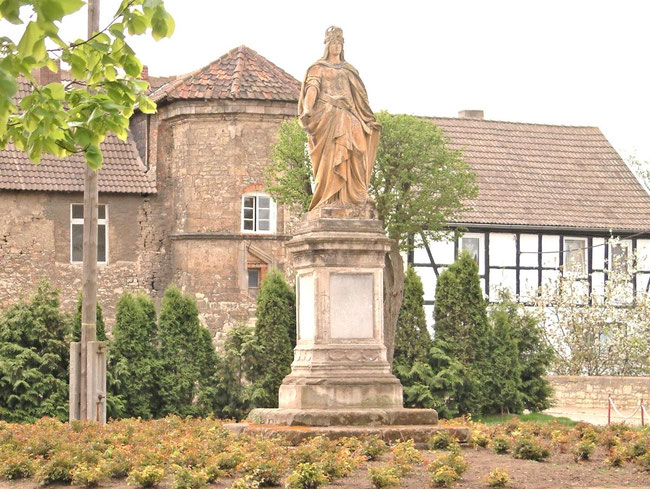 Germania-Denkmal in Gröningen