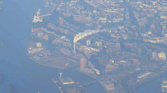 Bild: Hamburg beim Landeanflug  