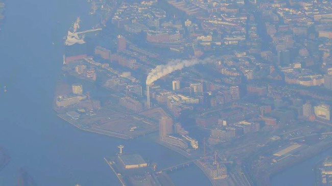 Bild: Hamburg beim Landeanflug  