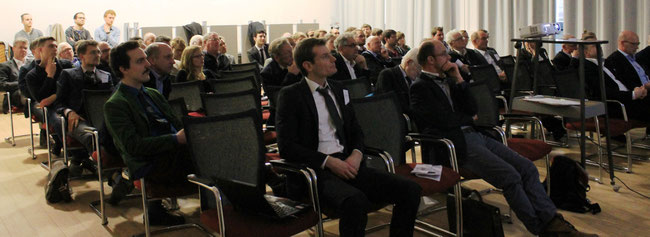 Blick auf das Auditorium des von den Schiffbaustudenten an der Technischen Universität am 29.1.2016 veranstalteten 6. Berliner Symposiums (Foto Dr. Hochhaus). .