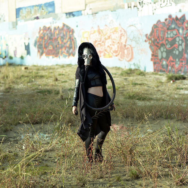 image: nina luca, VJP, VJP photography, waste land, waste land warrior, gas mask, madness is, madness is clothing, church of sanctus, sanctus clothing, post apocalyptic fashion, swiss geeks, dark fashion blog, dark fashion style, dark fashion feed