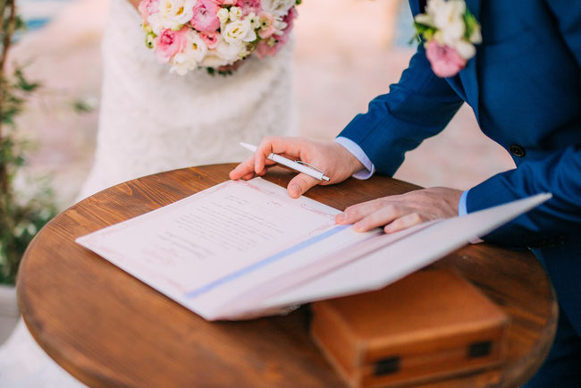 Namenswahl beim Heiraten im Standesamt
